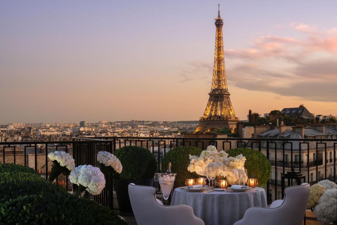 Four Seasons Hotel George V Париж Экстерьер фото
